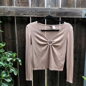 Cute 70s Retro Style Top!